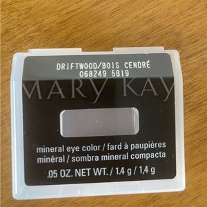 Mary Kay Driftwood eyeshadow
